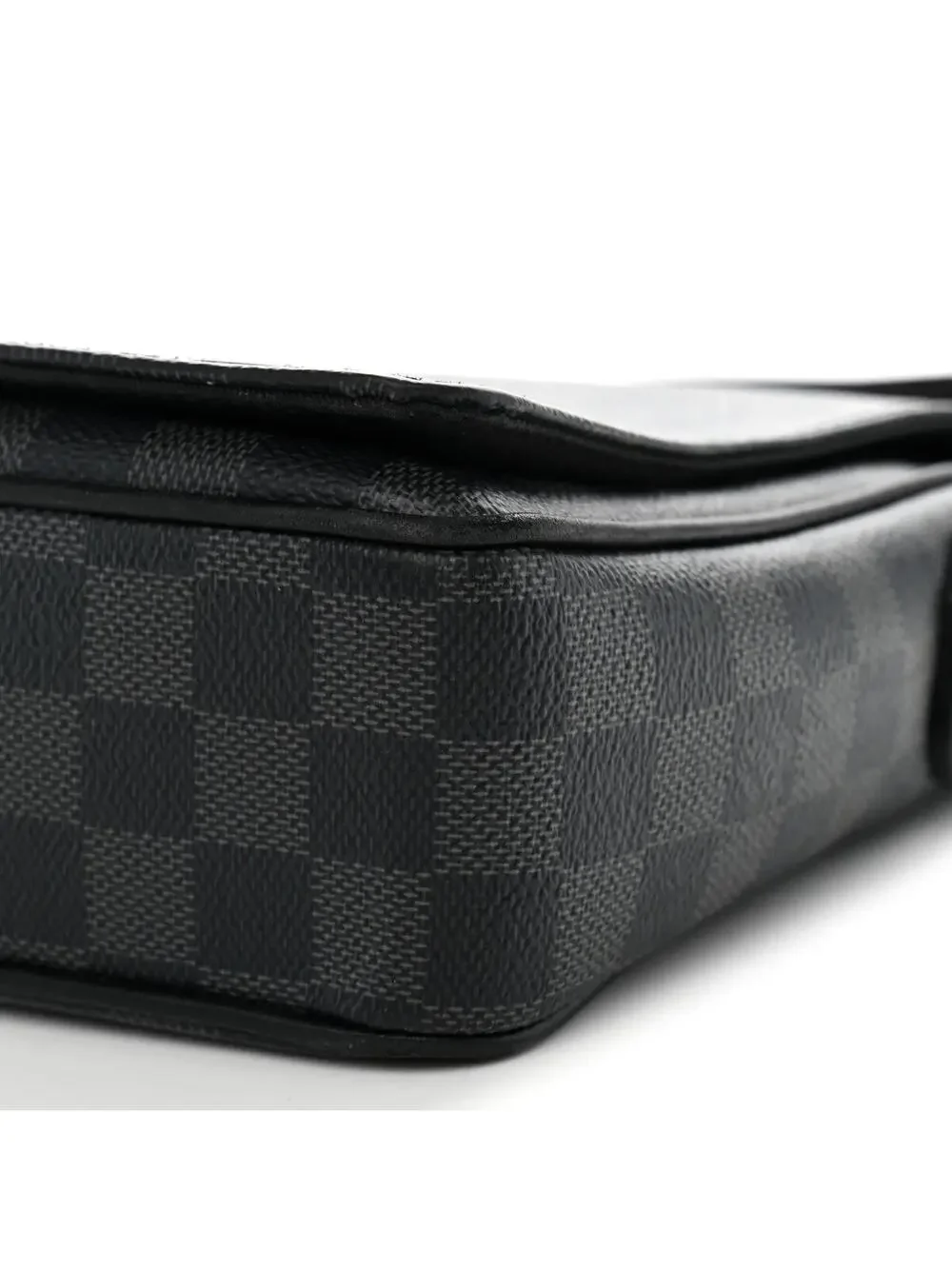 Louis Vuitton Damier Graphite District #339312L10B